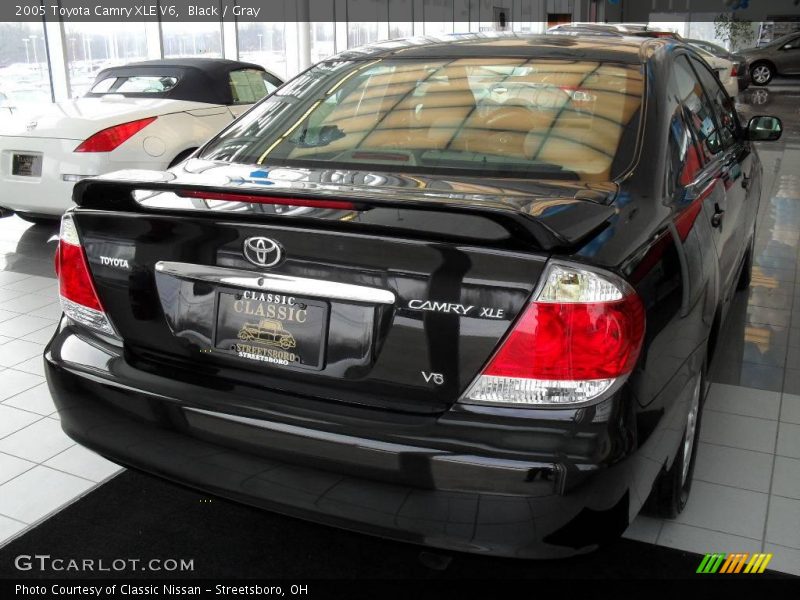 Black / Gray 2005 Toyota Camry XLE V6