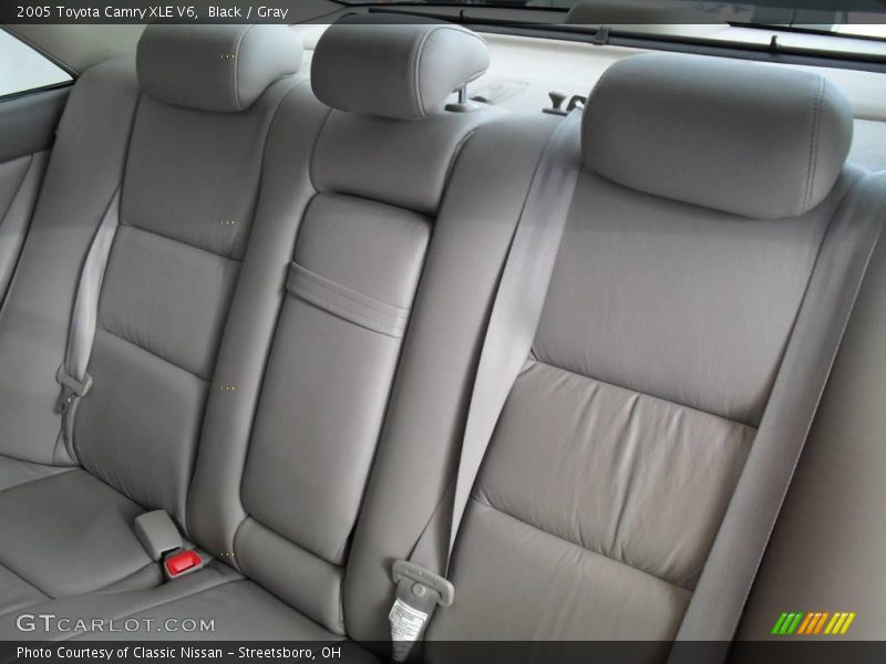 Black / Gray 2005 Toyota Camry XLE V6