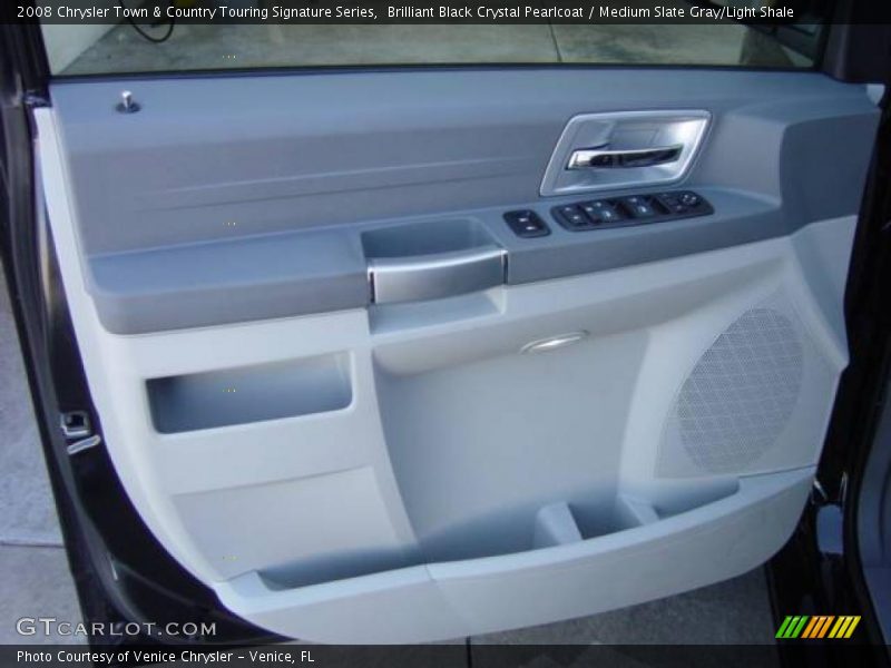 Brilliant Black Crystal Pearlcoat / Medium Slate Gray/Light Shale 2008 Chrysler Town & Country Touring Signature Series