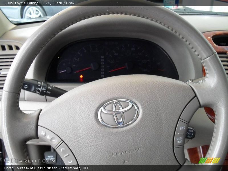 Black / Gray 2005 Toyota Camry XLE V6