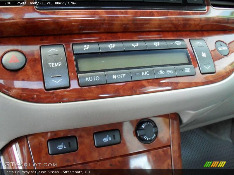 Black / Gray 2005 Toyota Camry XLE V6