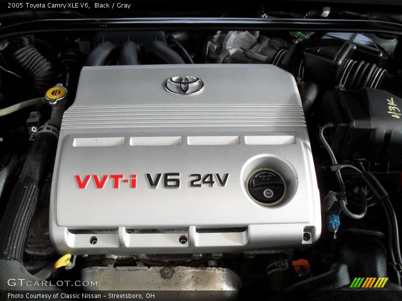 Black / Gray 2005 Toyota Camry XLE V6