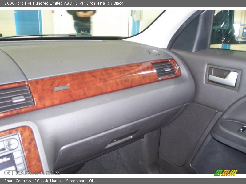 Silver Birch Metallic / Black 2006 Ford Five Hundred Limited AWD