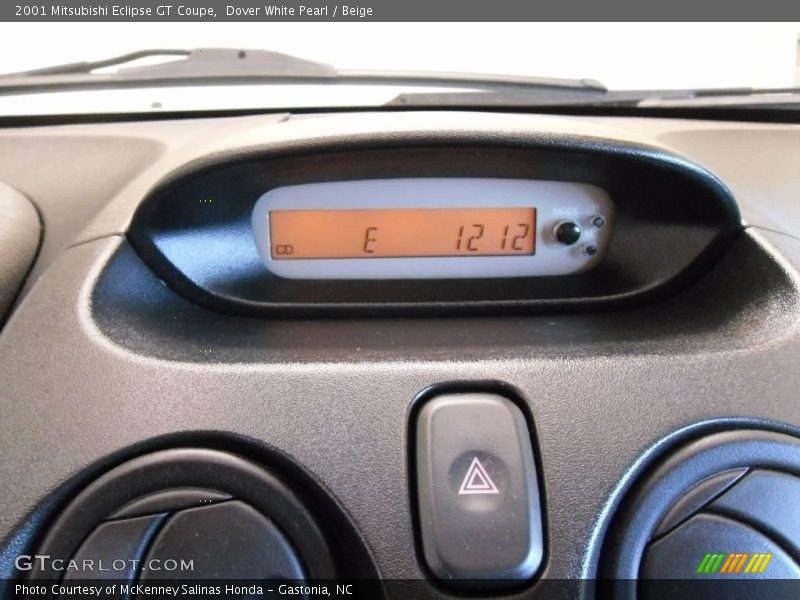 Dover White Pearl / Beige 2001 Mitsubishi Eclipse GT Coupe