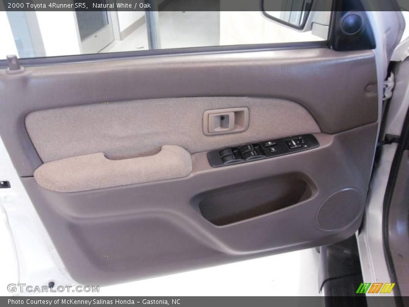 Natural White / Oak 2000 Toyota 4Runner SR5