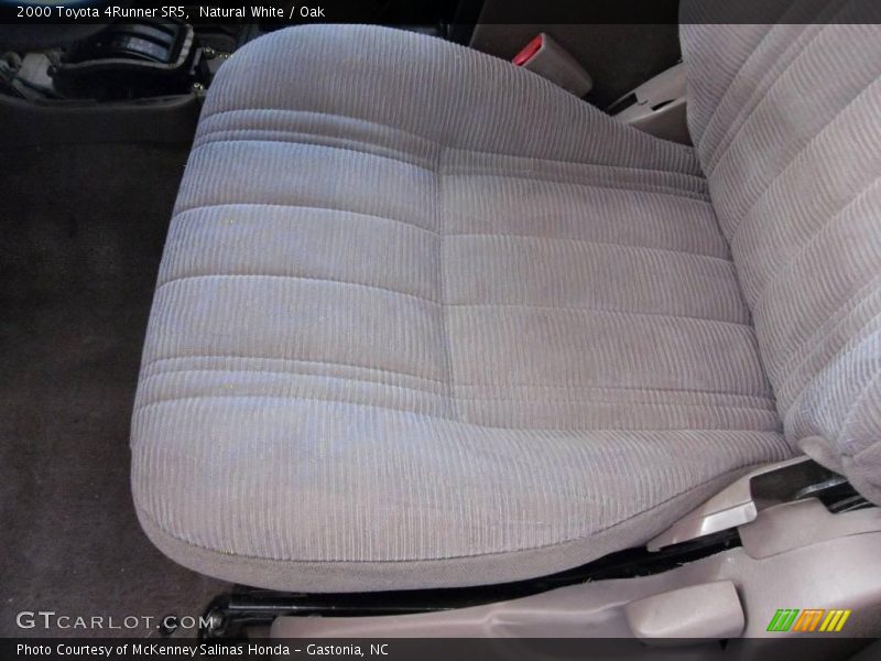 Natural White / Oak 2000 Toyota 4Runner SR5