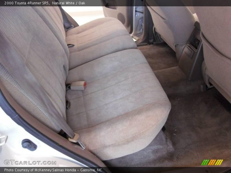 Natural White / Oak 2000 Toyota 4Runner SR5