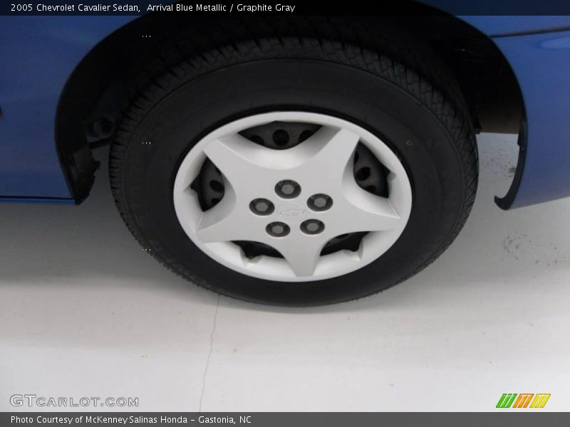 Arrival Blue Metallic / Graphite Gray 2005 Chevrolet Cavalier Sedan