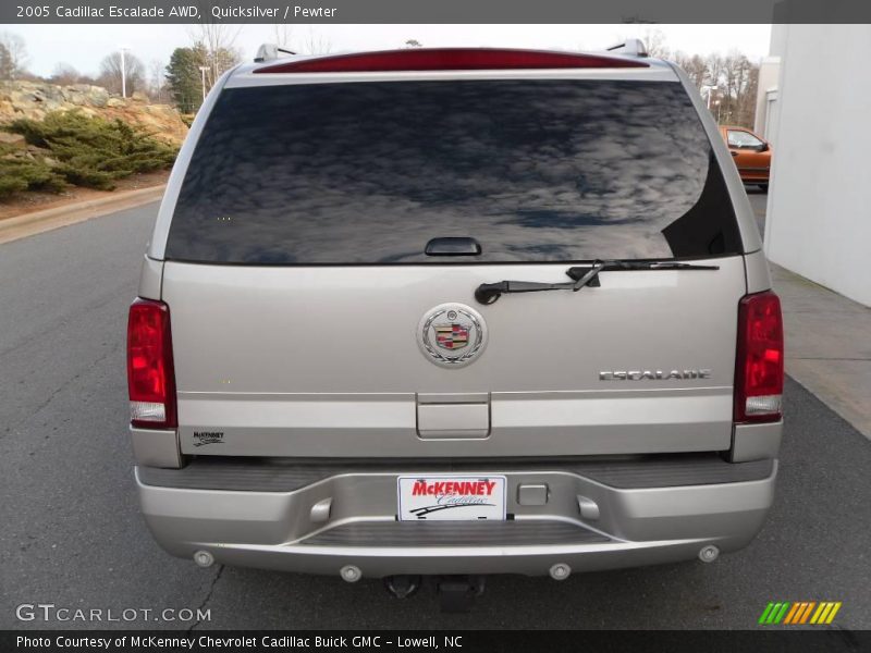 Quicksilver / Pewter 2005 Cadillac Escalade AWD