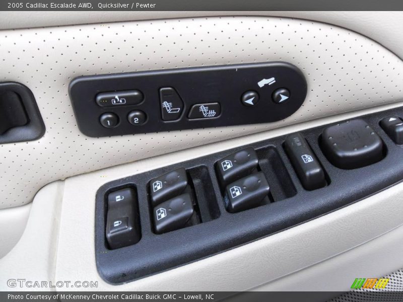 Quicksilver / Pewter 2005 Cadillac Escalade AWD