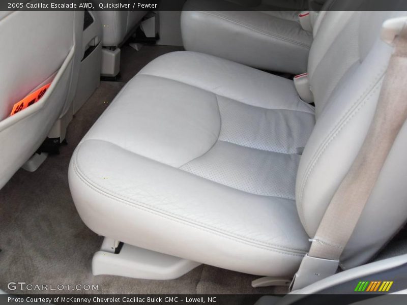 Quicksilver / Pewter 2005 Cadillac Escalade AWD