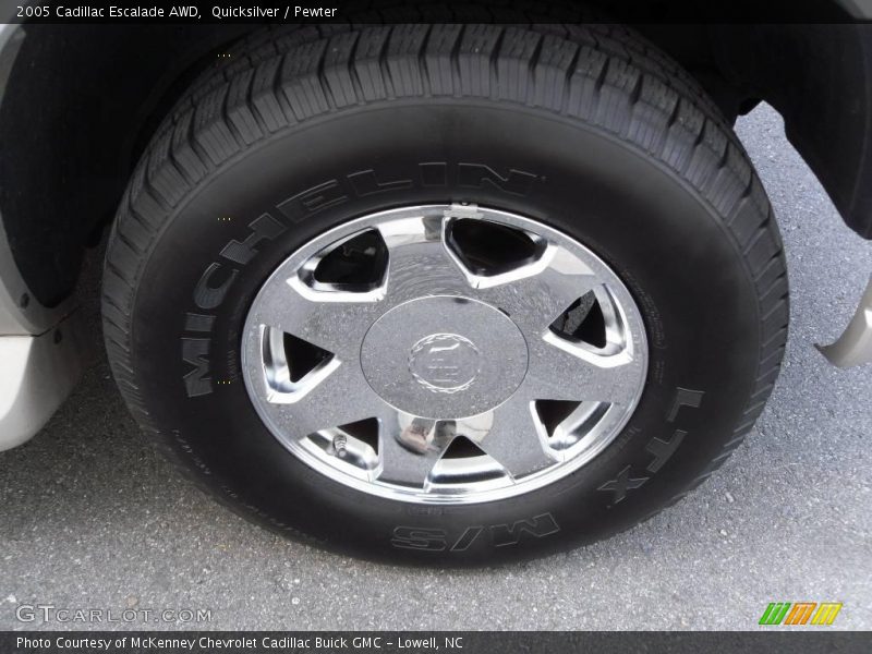 Quicksilver / Pewter 2005 Cadillac Escalade AWD