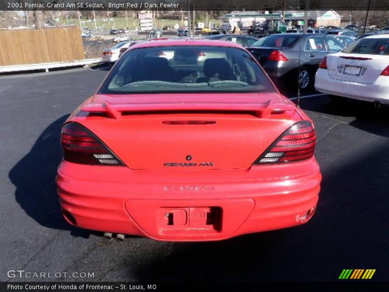 Bright Red / Dark Pewter 2001 Pontiac Grand Am SE Sedan