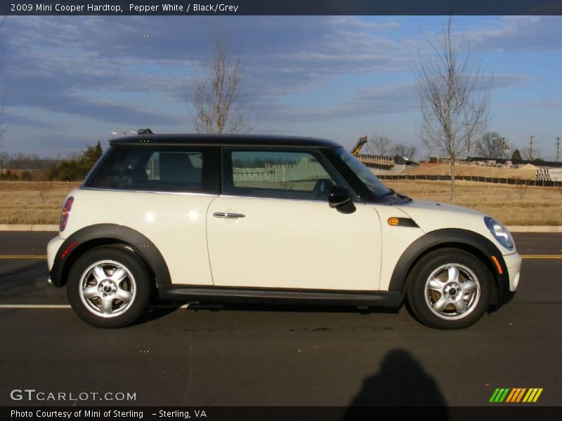 Pepper White / Black/Grey 2009 Mini Cooper Hardtop