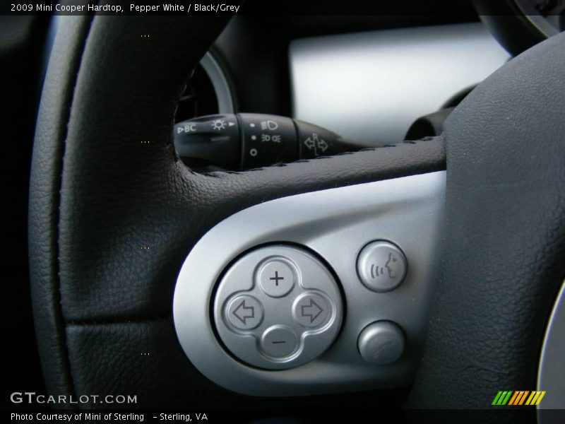 Pepper White / Black/Grey 2009 Mini Cooper Hardtop