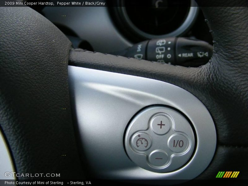 Pepper White / Black/Grey 2009 Mini Cooper Hardtop