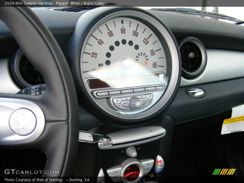 Pepper White / Black/Grey 2009 Mini Cooper Hardtop