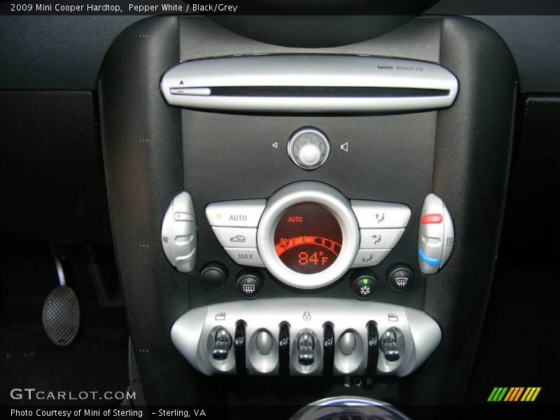 Pepper White / Black/Grey 2009 Mini Cooper Hardtop