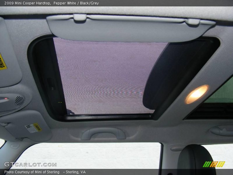 Pepper White / Black/Grey 2009 Mini Cooper Hardtop