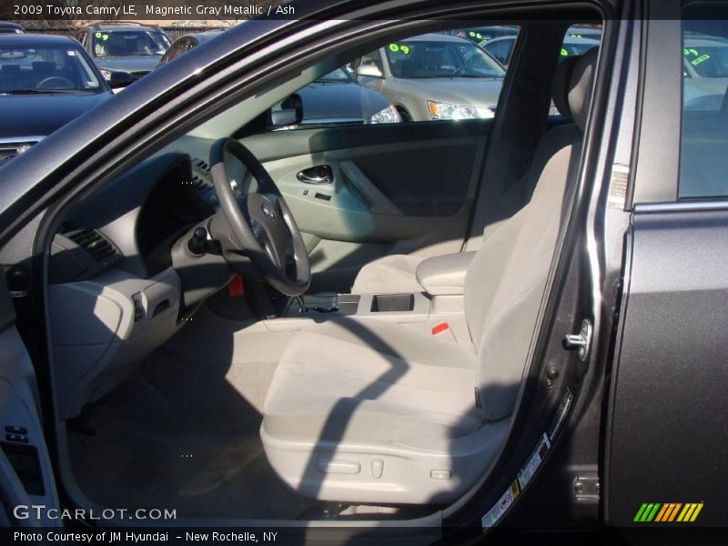 Magnetic Gray Metallic / Ash 2009 Toyota Camry LE