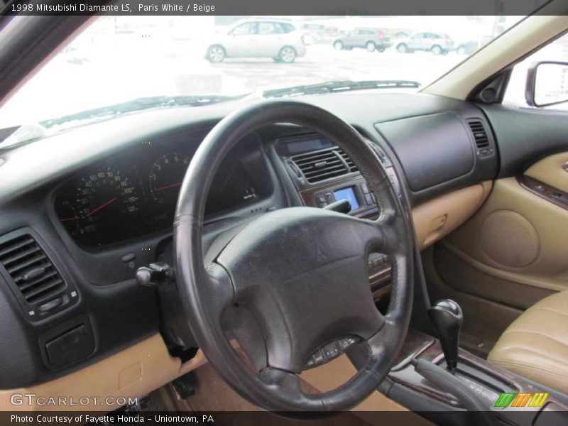 Paris White / Beige 1998 Mitsubishi Diamante LS