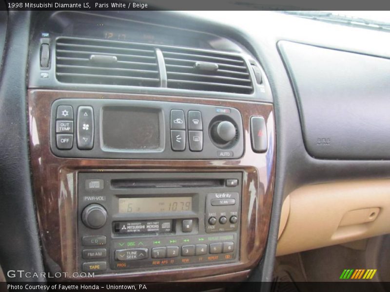 Paris White / Beige 1998 Mitsubishi Diamante LS