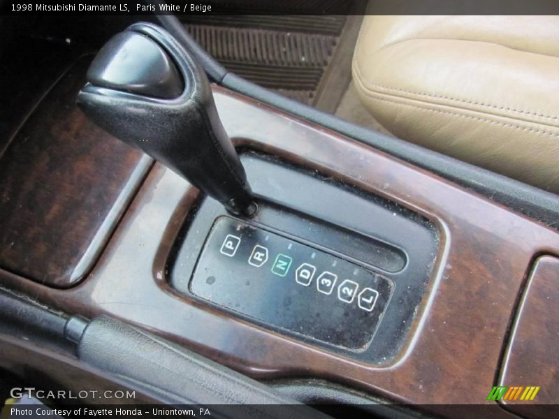 Paris White / Beige 1998 Mitsubishi Diamante LS
