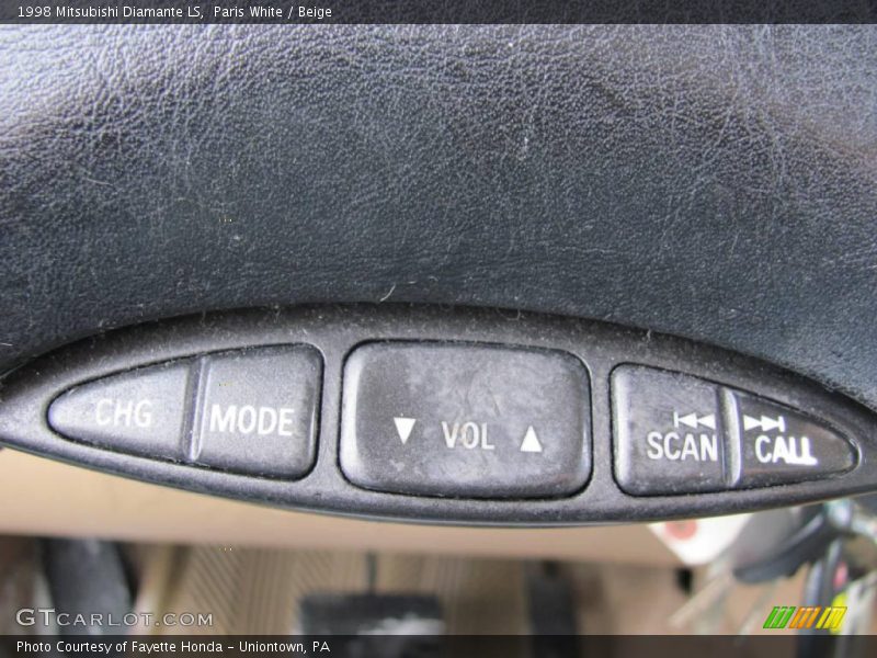 Paris White / Beige 1998 Mitsubishi Diamante LS