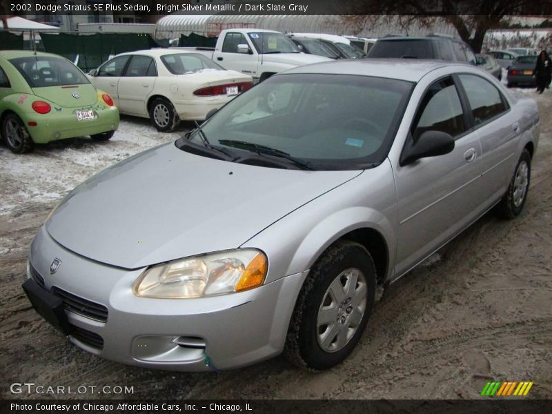 Bright Silver Metallic / Dark Slate Gray 2002 Dodge Stratus SE Plus Sedan