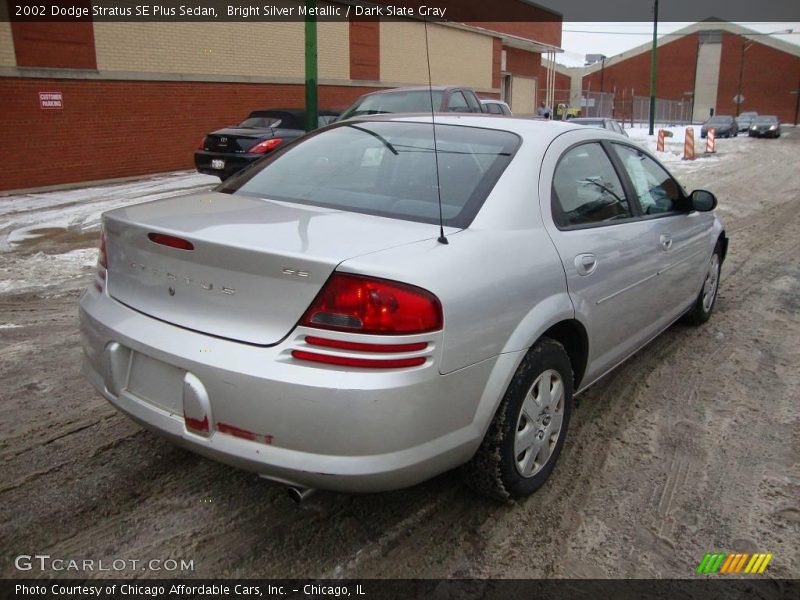 Bright Silver Metallic / Dark Slate Gray 2002 Dodge Stratus SE Plus Sedan