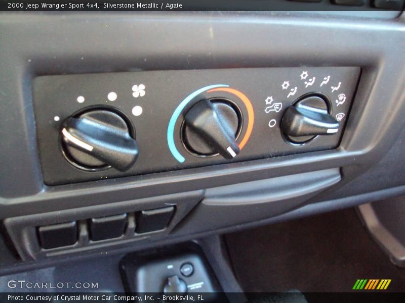 Silverstone Metallic / Agate 2000 Jeep Wrangler Sport 4x4