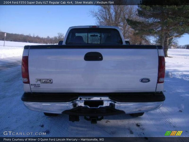 Silver Metallic / Medium Flint 2004 Ford F350 Super Duty XLT Regular Cab 4x4
