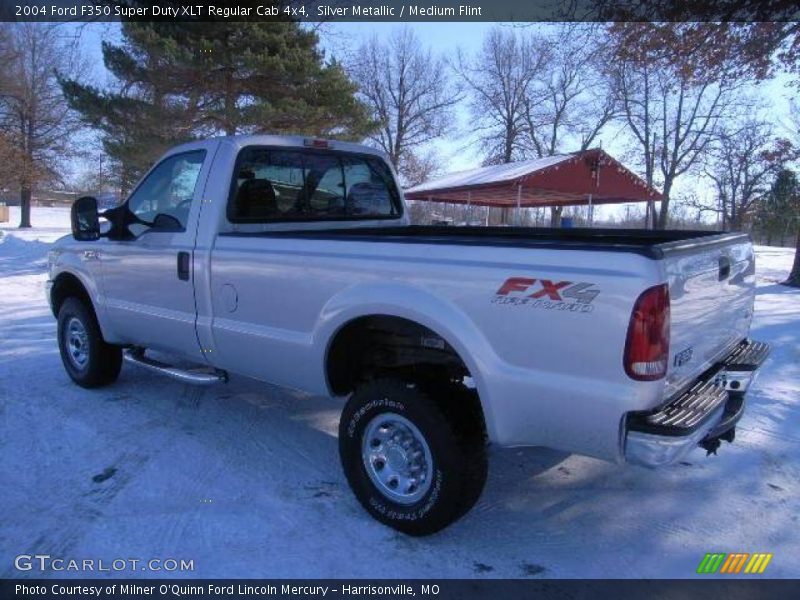 Silver Metallic / Medium Flint 2004 Ford F350 Super Duty XLT Regular Cab 4x4