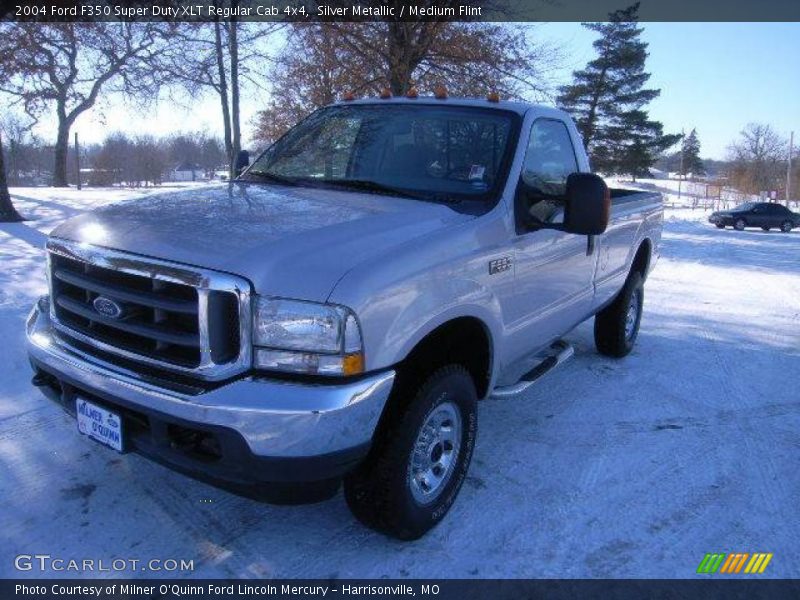 Silver Metallic / Medium Flint 2004 Ford F350 Super Duty XLT Regular Cab 4x4
