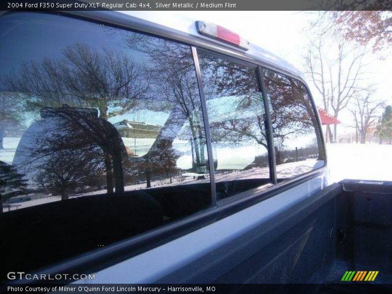 Silver Metallic / Medium Flint 2004 Ford F350 Super Duty XLT Regular Cab 4x4