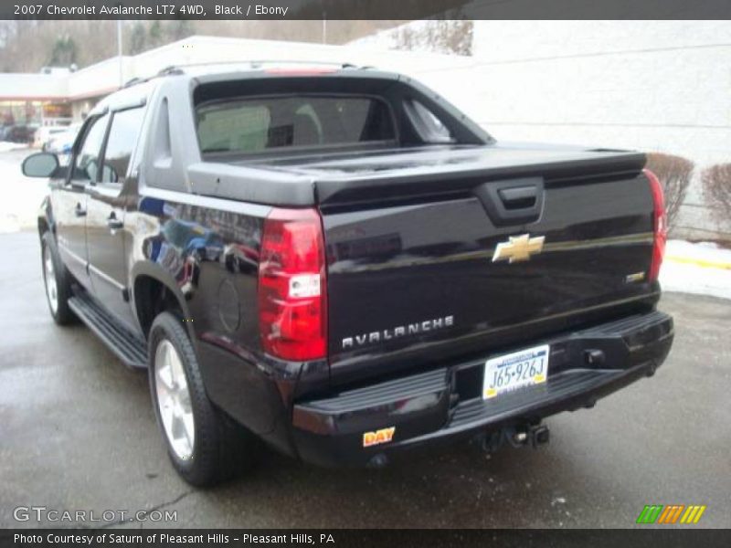 Black / Ebony 2007 Chevrolet Avalanche LTZ 4WD