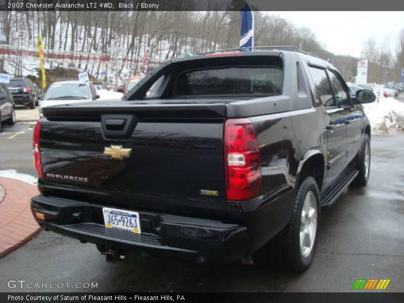 Black / Ebony 2007 Chevrolet Avalanche LTZ 4WD