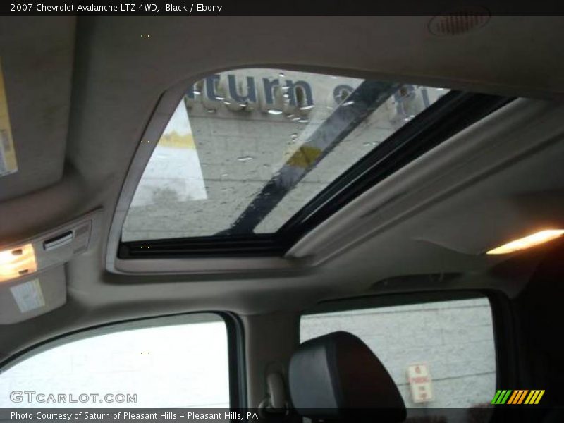 Black / Ebony 2007 Chevrolet Avalanche LTZ 4WD