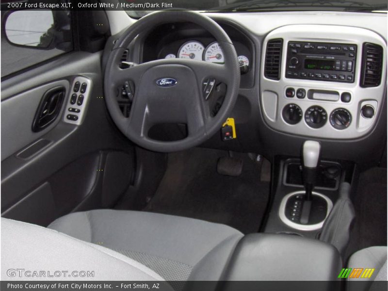 Oxford White / Medium/Dark Flint 2007 Ford Escape XLT