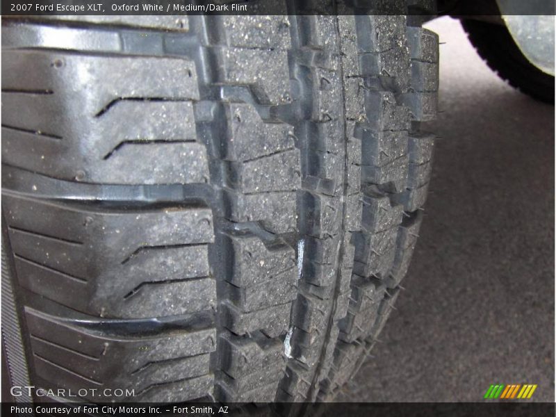 Oxford White / Medium/Dark Flint 2007 Ford Escape XLT