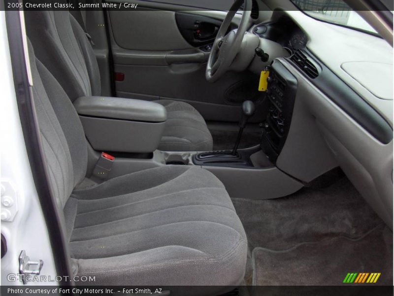 Summit White / Gray 2005 Chevrolet Classic