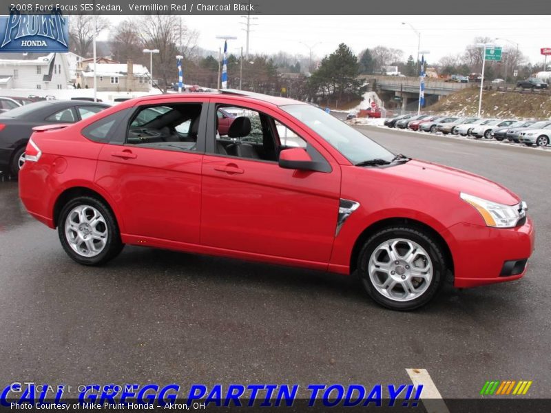 Vermillion Red / Charcoal Black 2008 Ford Focus SES Sedan