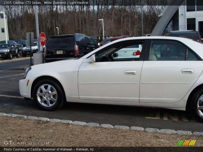 White Diamond / Light Neutral 2005 Cadillac CTS Sedan