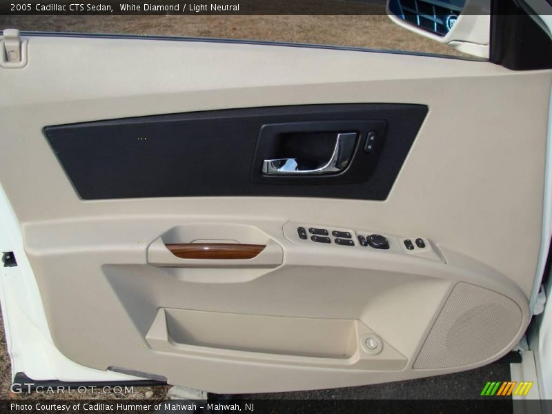 White Diamond / Light Neutral 2005 Cadillac CTS Sedan