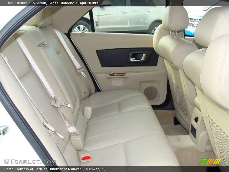 White Diamond / Light Neutral 2005 Cadillac CTS Sedan