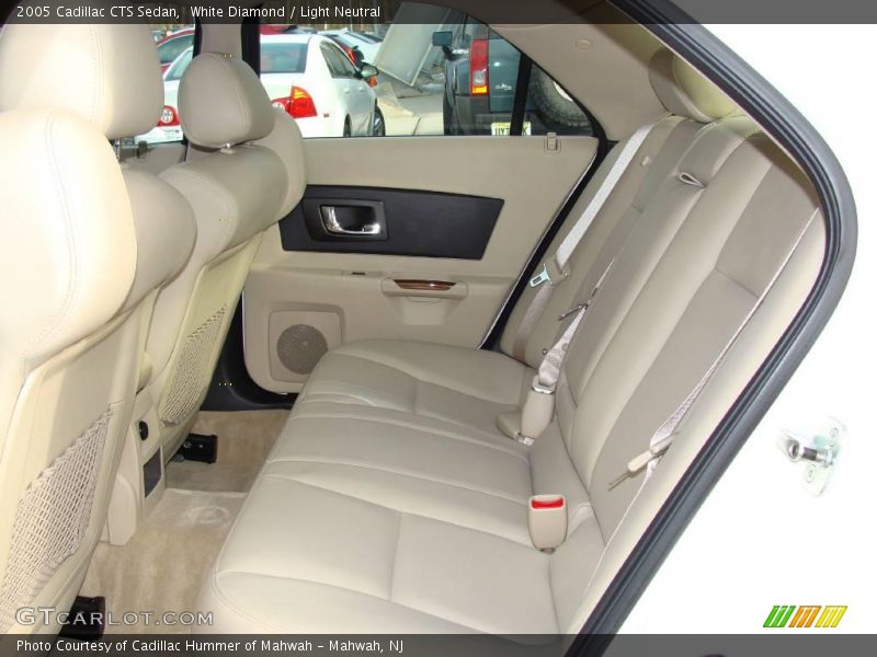 White Diamond / Light Neutral 2005 Cadillac CTS Sedan