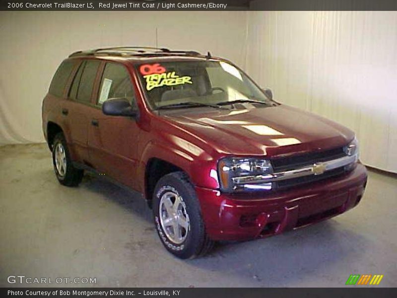 Red Jewel Tint Coat / Light Cashmere/Ebony 2006 Chevrolet TrailBlazer LS