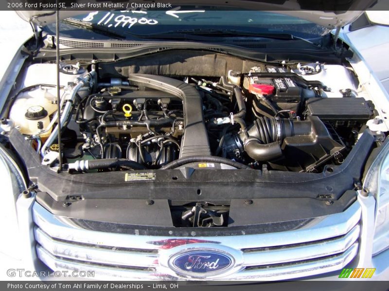 Silver Frost Metallic / Charcoal Black 2006 Ford Fusion SE