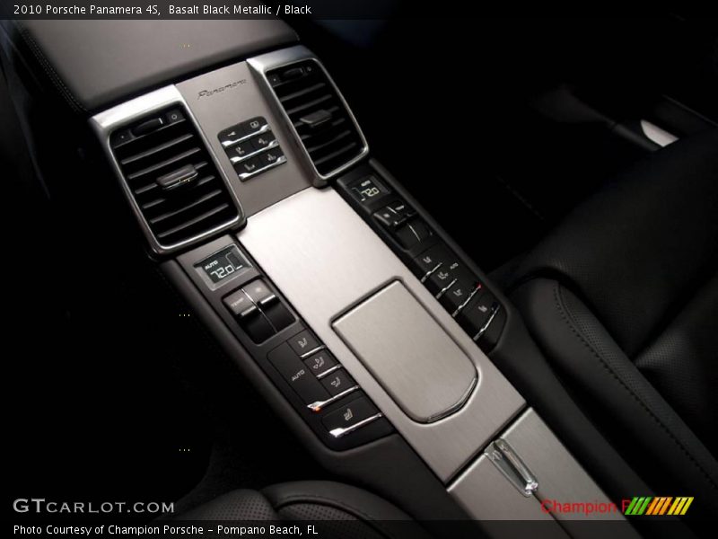 Basalt Black Metallic / Black 2010 Porsche Panamera 4S