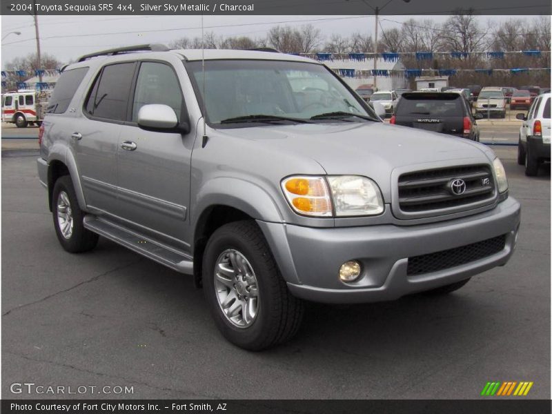Silver Sky Metallic / Charcoal 2004 Toyota Sequoia SR5 4x4
